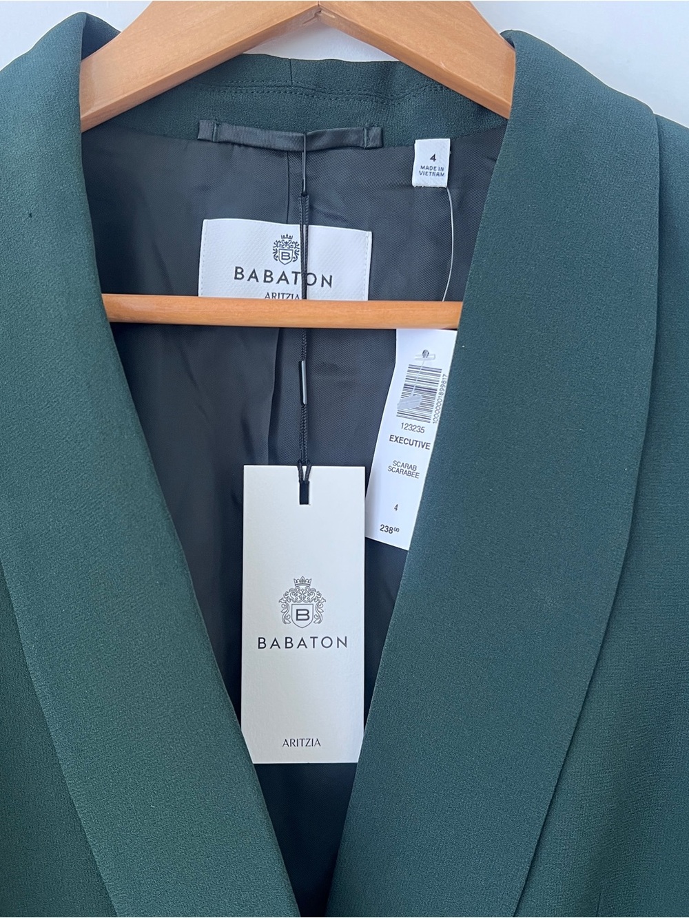 ARITZIA BABATON Executive Blazer - green - Picture 8 of 14